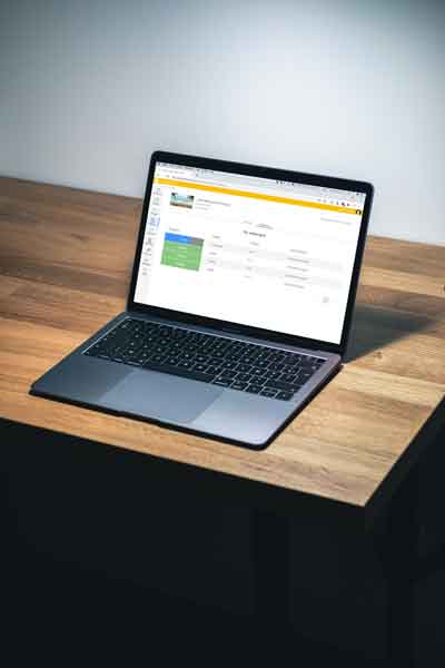 Instruct suite on a laptop